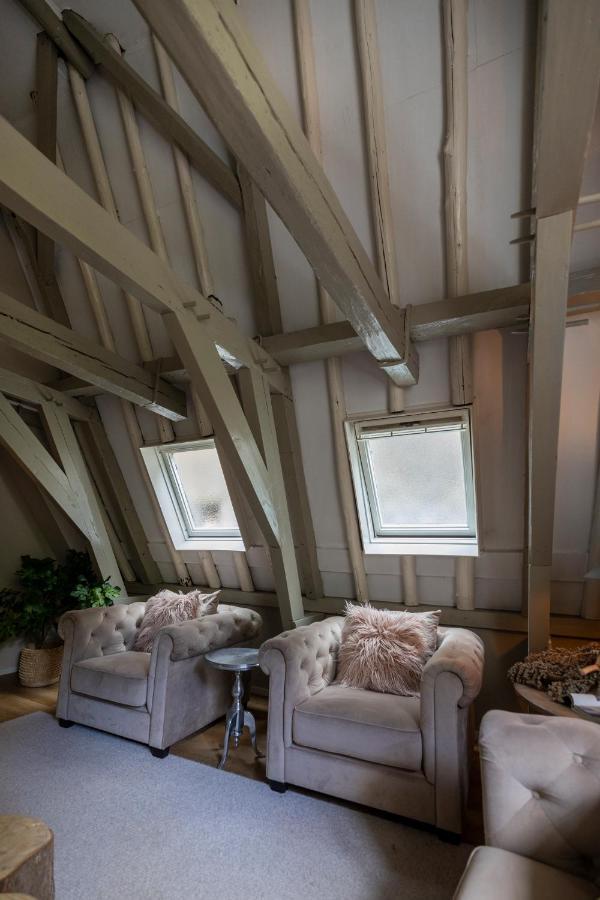 Heritage 17Th Century Supreme City Penthouse Leeuwarden Bagian luar foto